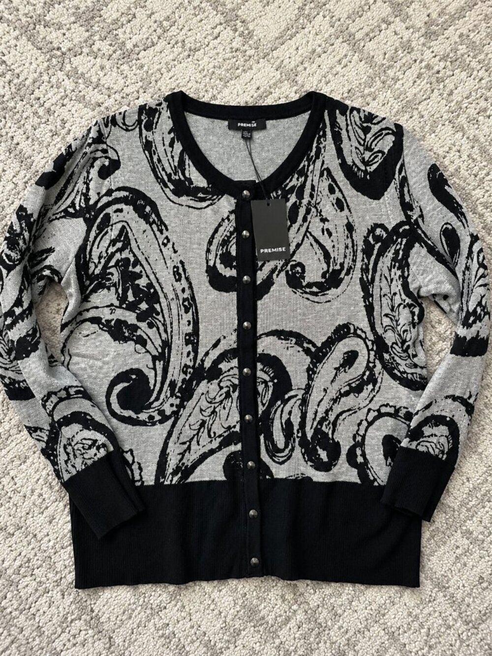 Premise Grey Black Paisley Button Up Cardigan Size S NWT - Picture 4 of 6